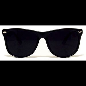 SOLD -NWT Dark Black Lens Sunglasses CALISTYLE